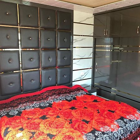 Sheen Homestay Gulmarg Bagian luar foto